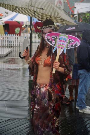 2003VI03_16