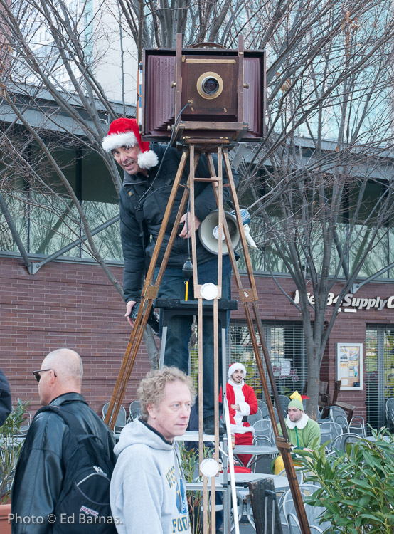 Santa congregating at Pier 84