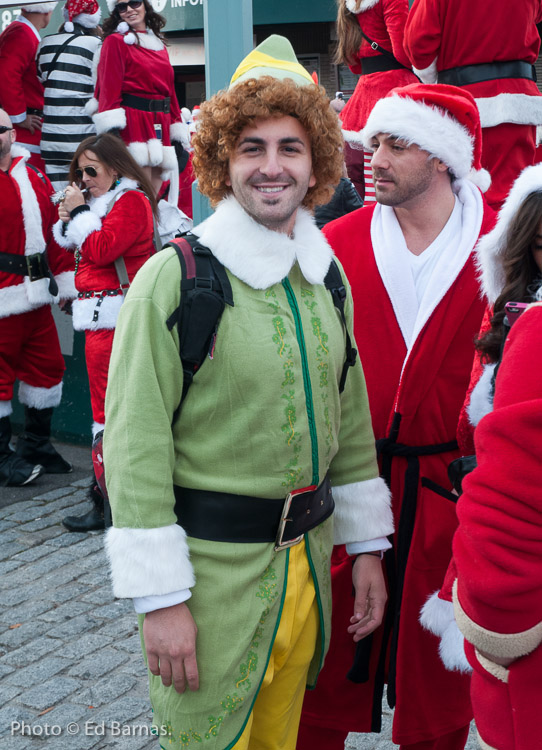 Santa congregating at Pier 84