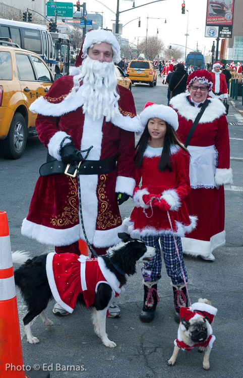 Santa congregating at Pier 84