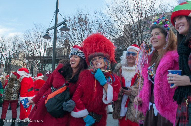 Santa congregating at Pier 84