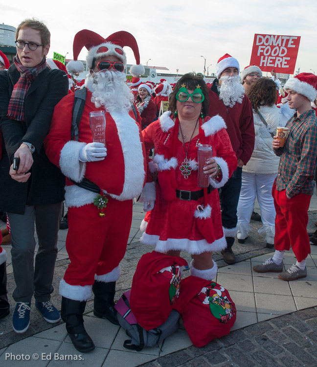 Santa congregating at Pier 84