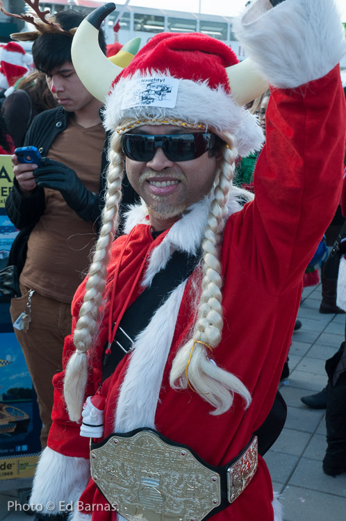 Santa congregating at Pier 84